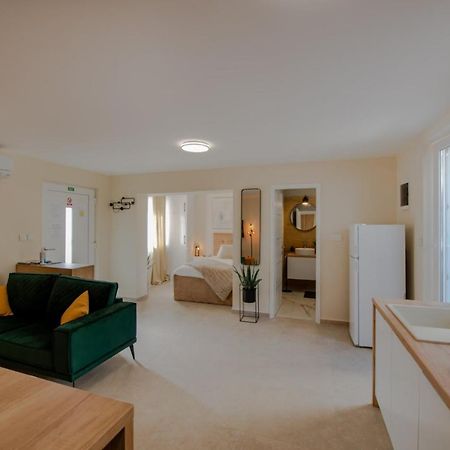 Studio Apartment Mare With Private Garden And Jacuzzi Vinkuran Buitenkant foto