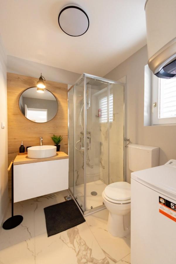 Studio Apartment Mare With Private Garden And Jacuzzi Vinkuran Buitenkant foto
