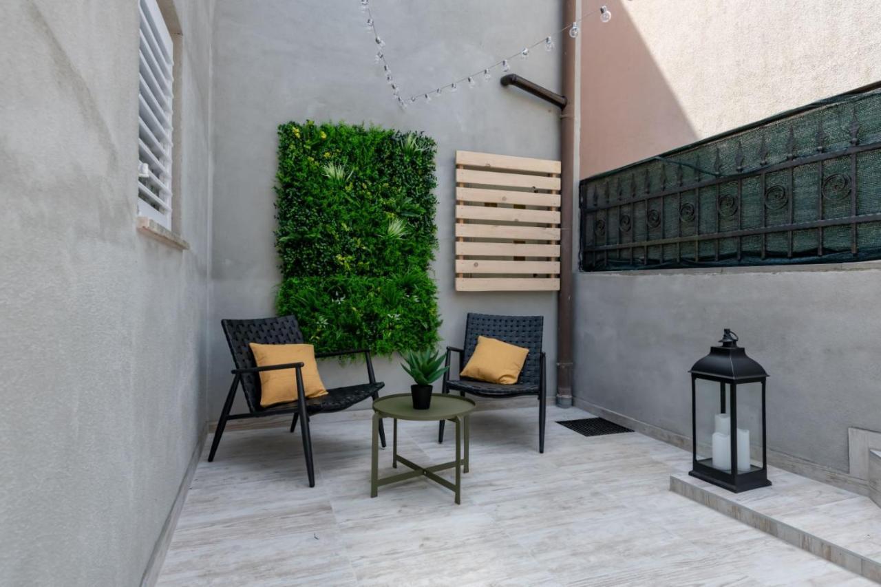 Studio Apartment Mare With Private Garden And Jacuzzi Vinkuran Buitenkant foto